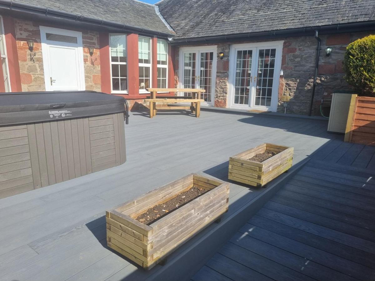 Auchendennan Farm Self Catering Cottages Balloch Esterno foto