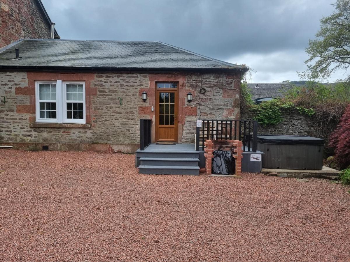 Auchendennan Farm Self Catering Cottages Balloch Esterno foto