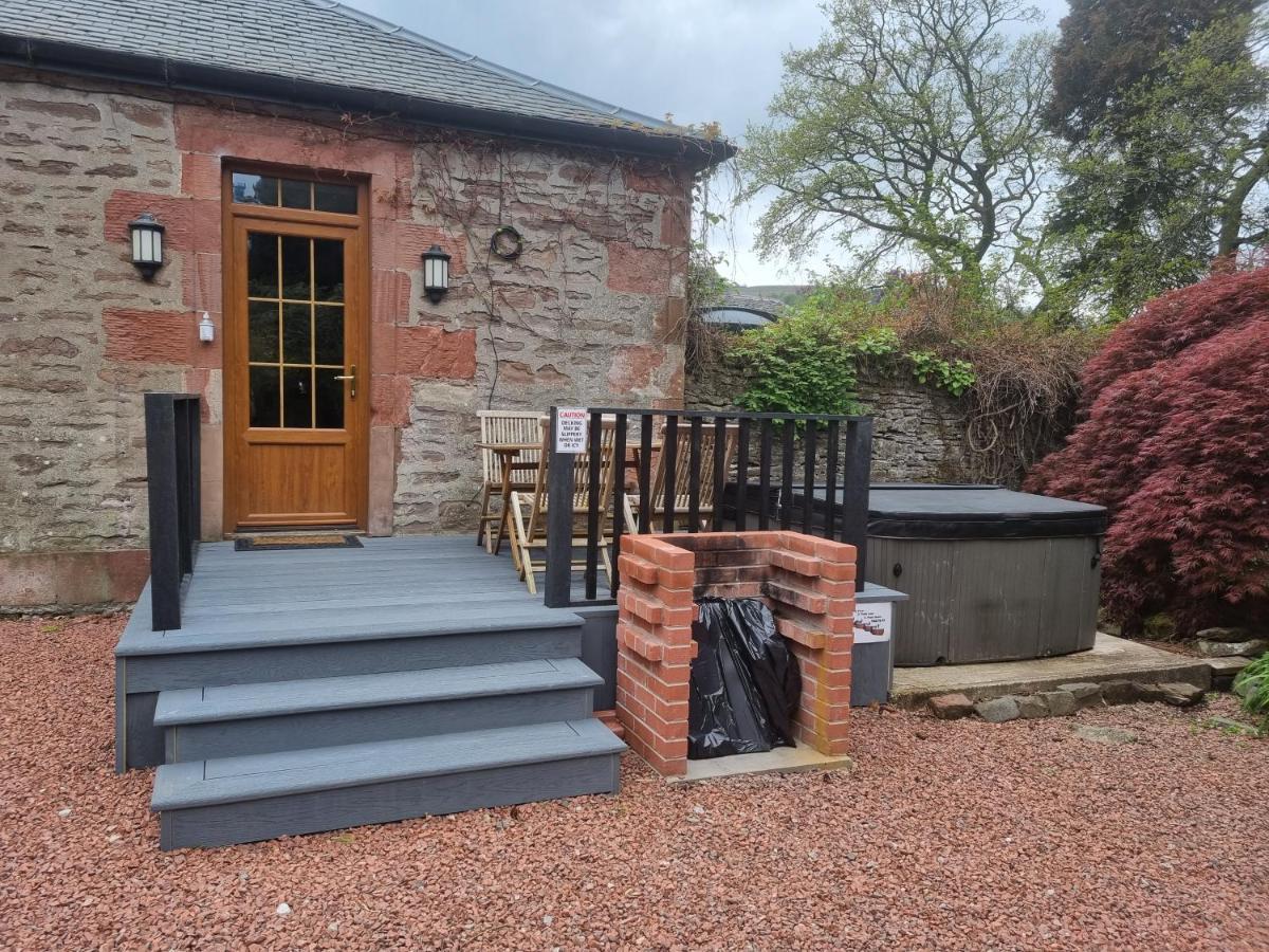 Auchendennan Farm Self Catering Cottages Balloch Esterno foto