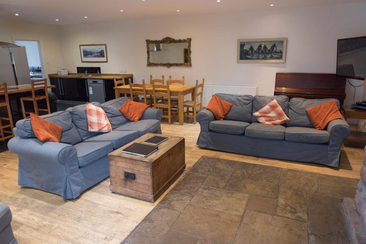 Auchendennan Farm Self Catering Cottages Balloch Esterno foto