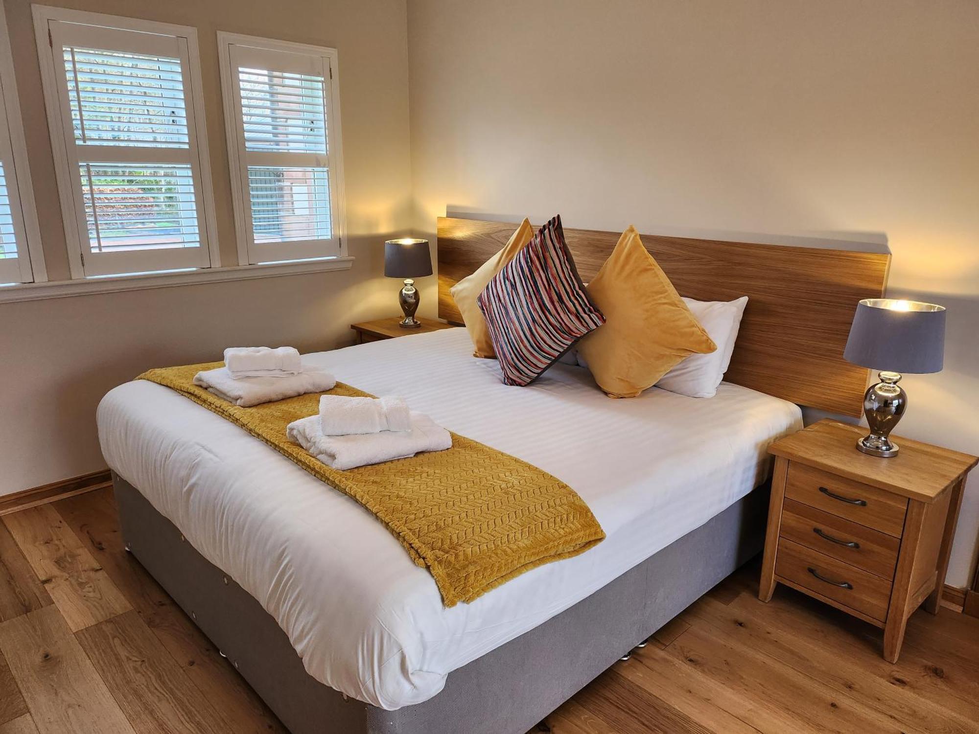 Auchendennan Farm Self Catering Cottages Balloch Esterno foto
