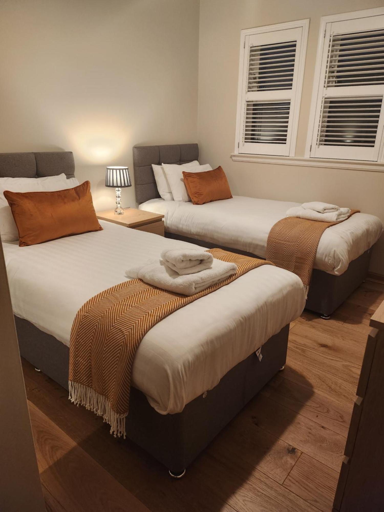 Auchendennan Farm Self Catering Cottages Balloch Esterno foto