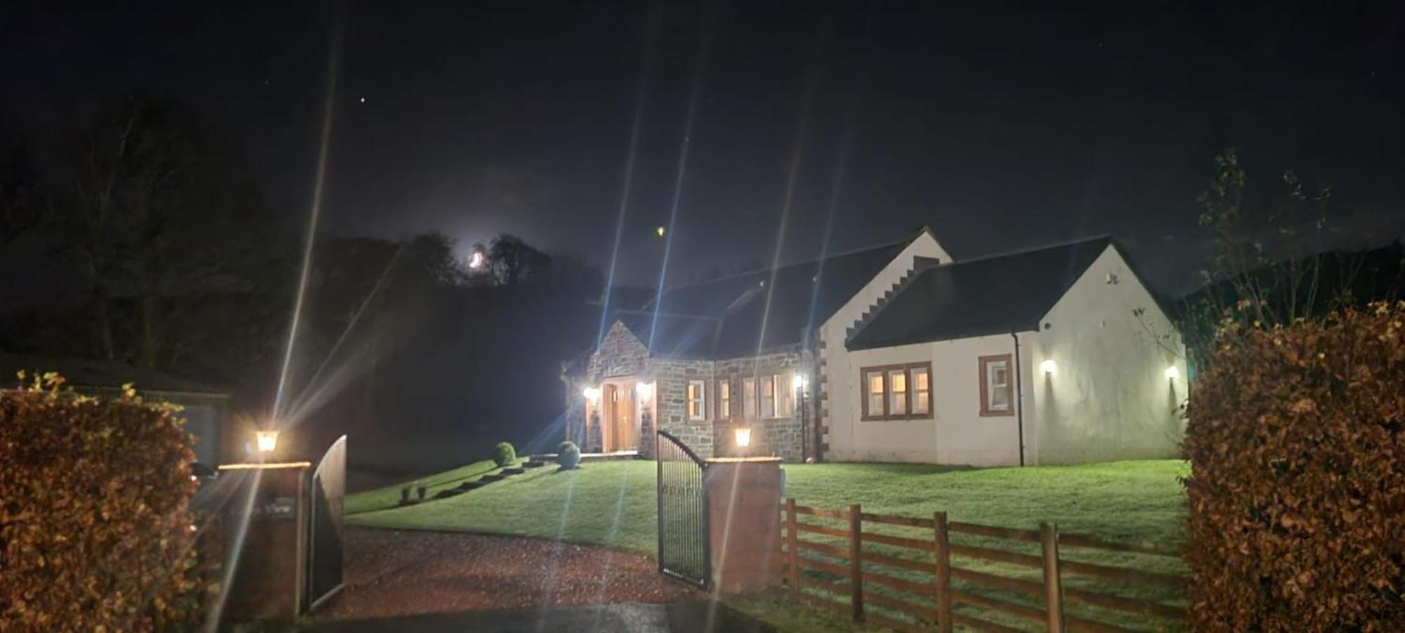 Auchendennan Farm Self Catering Cottages Balloch Esterno foto