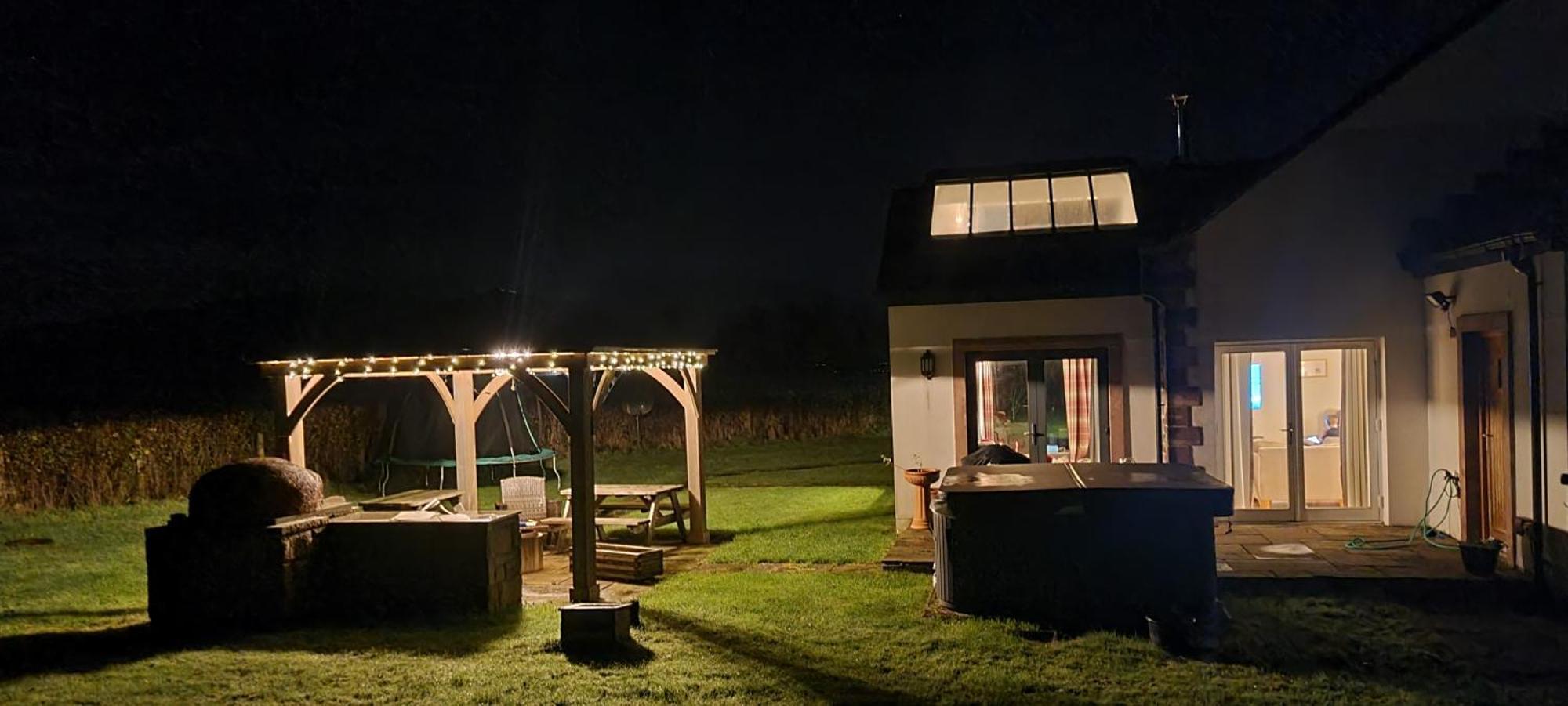 Auchendennan Farm Self Catering Cottages Balloch Esterno foto