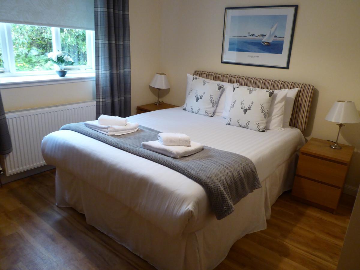 Auchendennan Farm Self Catering Cottages Balloch Esterno foto