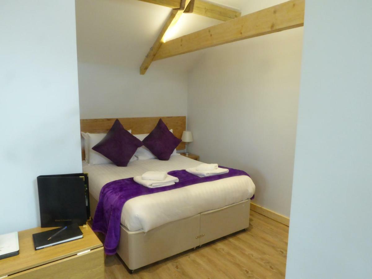 Auchendennan Farm Self Catering Cottages Balloch Esterno foto