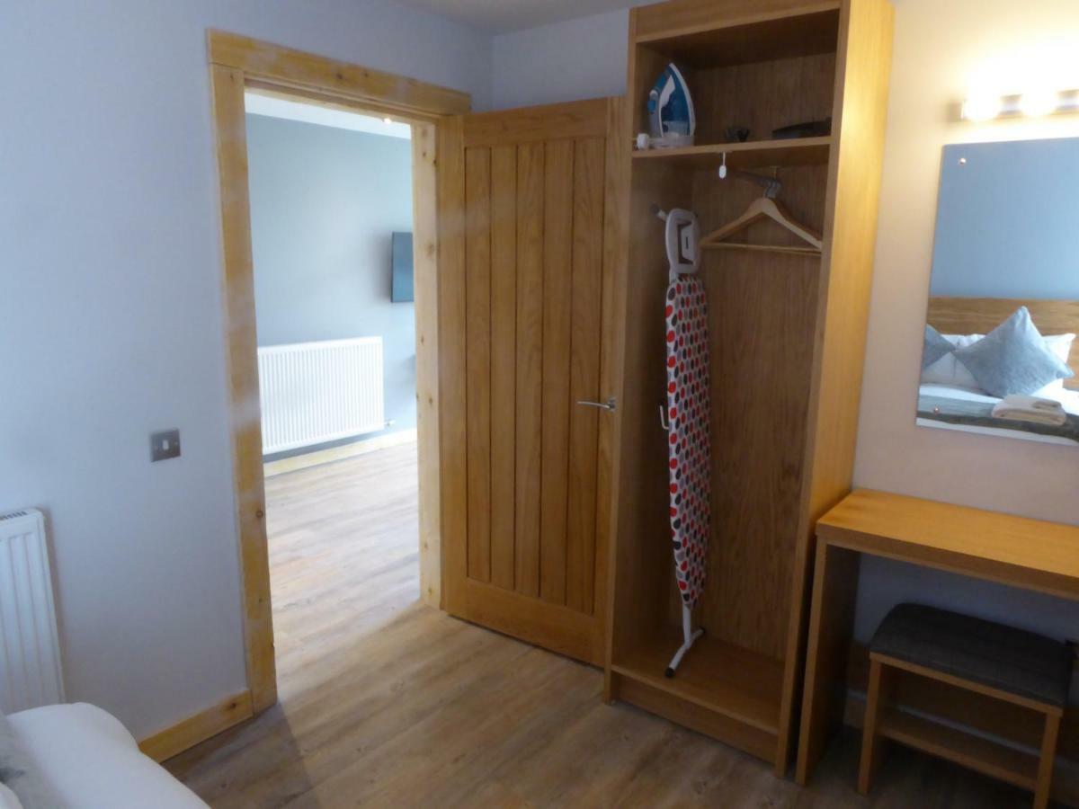 Auchendennan Farm Self Catering Cottages Balloch Esterno foto