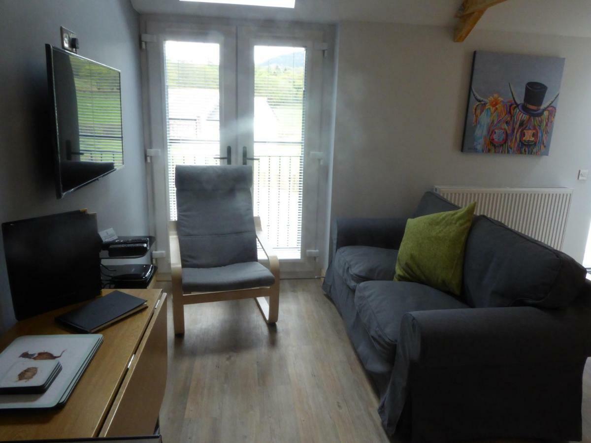 Auchendennan Farm Self Catering Cottages Balloch Esterno foto